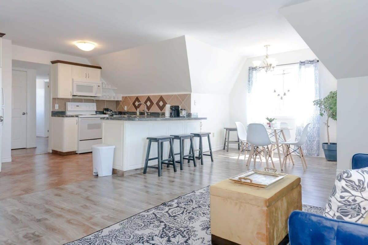 Amazing Location In Saint John 2 Bedroom Modern Parking New Eksteriør bilde
