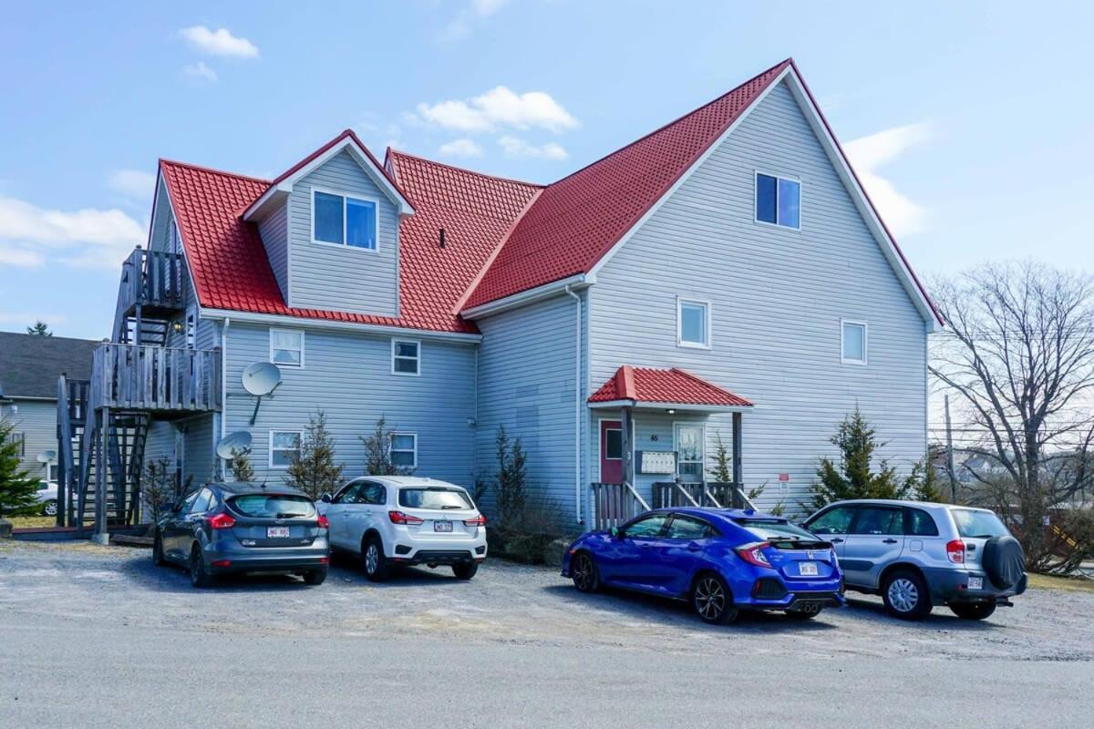 Amazing Location In Saint John 2 Bedroom Modern Parking New Eksteriør bilde