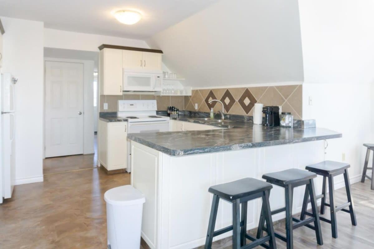 Amazing Location In Saint John 2 Bedroom Modern Parking New Eksteriør bilde