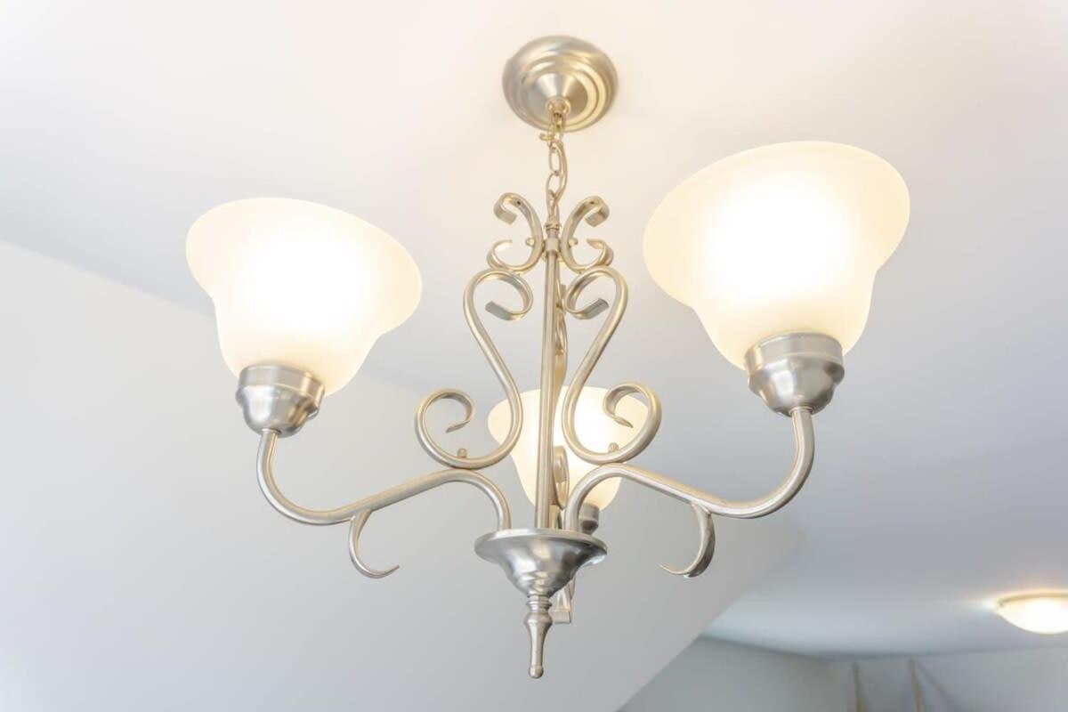 Amazing Location In Saint John 2 Bedroom Modern Parking New Eksteriør bilde