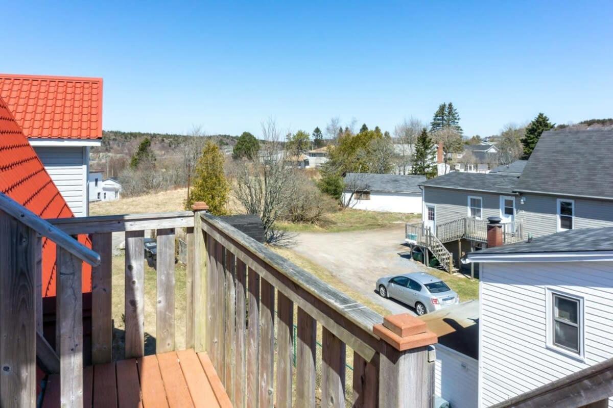 Amazing Location In Saint John 2 Bedroom Modern Parking New Eksteriør bilde